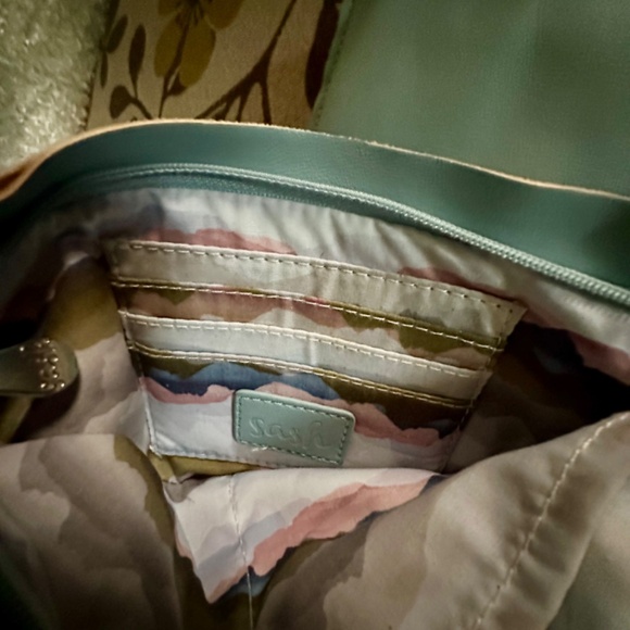 Blue Fringe Crossbody Bag with Bohemian Flair - Picture 3 of 9